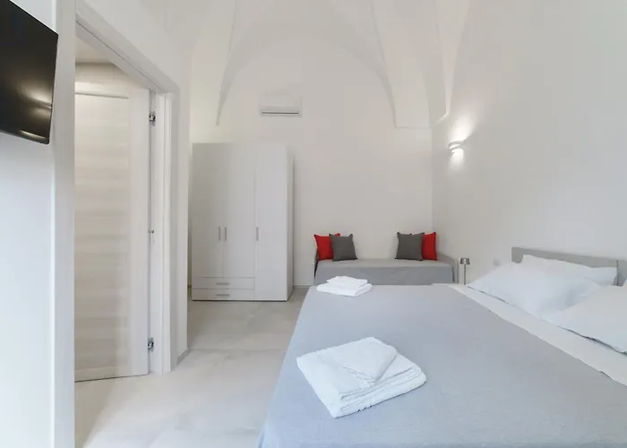 Nara Luxury - Private Pool - 14 Guest Apartment Tricase