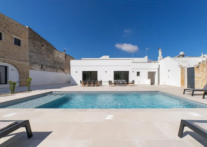Nara Luxury - Private Pool - 14 Guest Apartment *