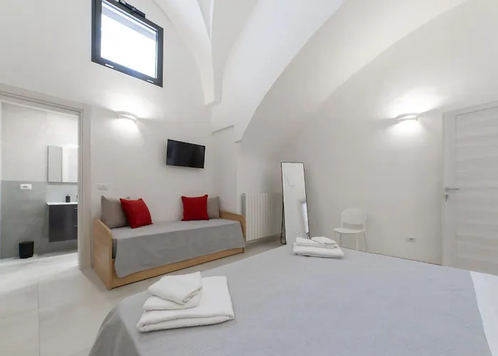 Nara Luxury - Private Pool - 14 Guest Apartment *