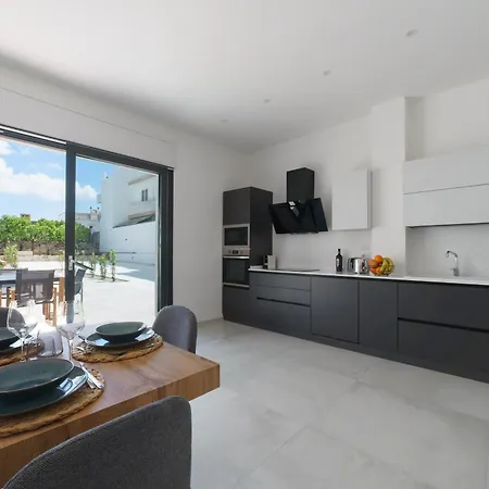 Apartamento Nara Luxury - Private Pool - 16 Guest Tricase